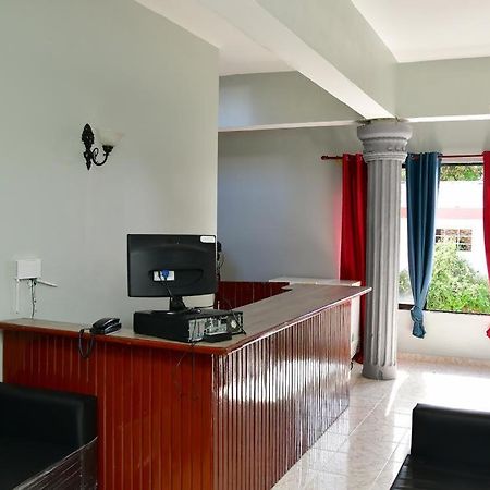 Hotel Freedom 나구아 외부 사진